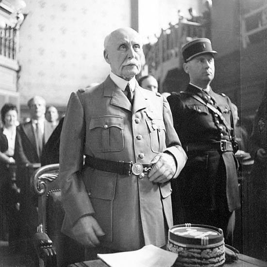 Файл:Procès Pétain.jpg