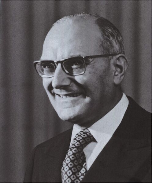 Файл:Marcello caetano.jpg