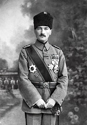 Kemal Atatürk portrait.jpg