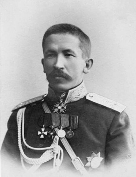 Файл:Kornilov1916.jpeg