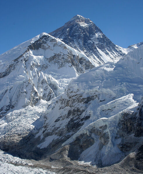 Файл:Everest kalapatthar crop.jpg