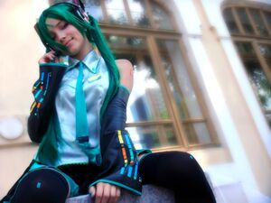 Miku cosplay by Mariyumi 002.jpg
