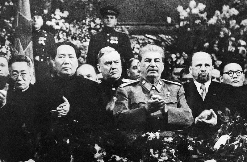 Файл:Mao, Bulganin, Stalin, Ulbricht Tsedenbal.jpg
